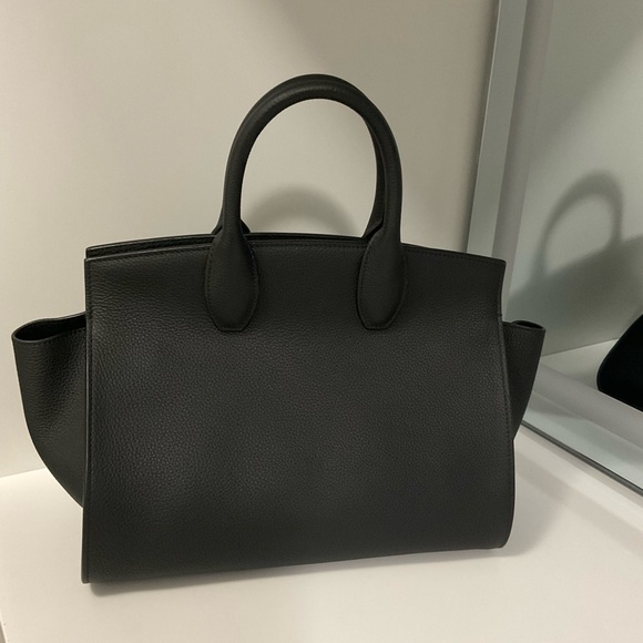 Ferragamo - Picture 3 of 12